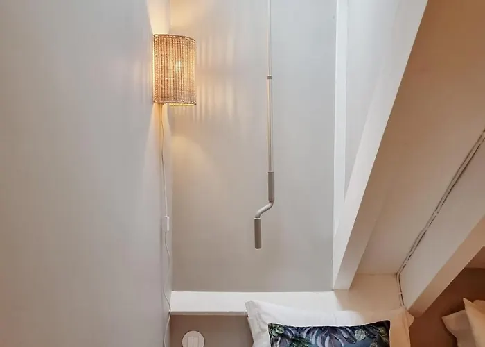 Charming Loft With Mezzanine In The Center Apartman *