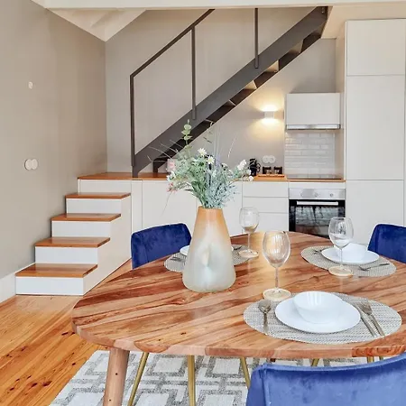 Apartment Charming Loft With Mezzanine In The Center