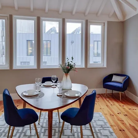 Apartment Charming Loft With Mezzanine In The Center *