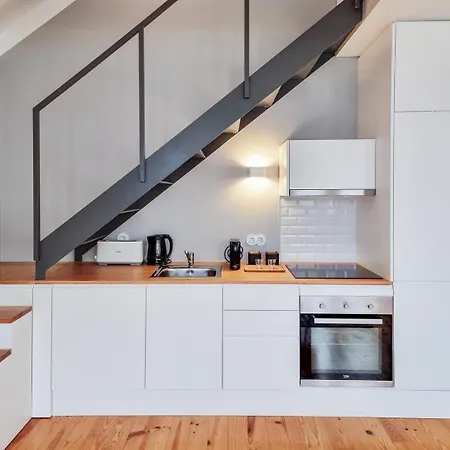 Apartment Charming Loft With Mezzanine In The Center *