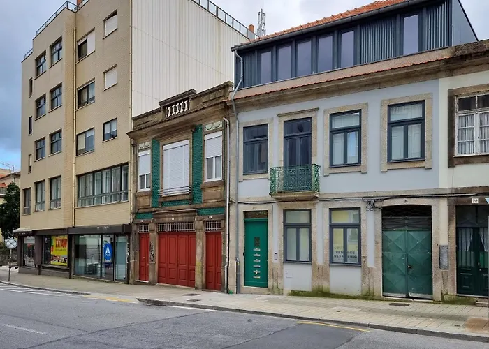 Charming Loft With Mezzanine In The Center *